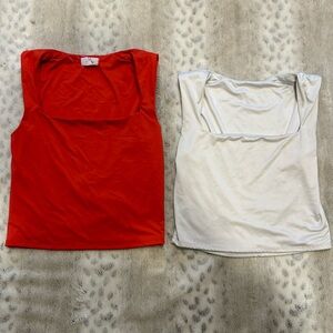 Red and white tank scoop neck